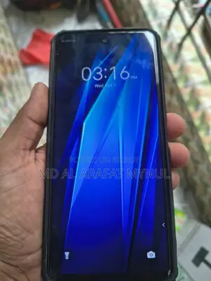 Tecno Pova 4 128 GB Silver