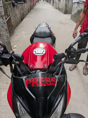 Bajaj Pulsar NS 160 2021 Red