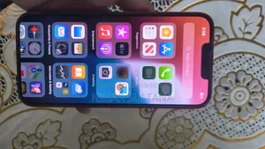 Apple iPhone 13 128 GB Red