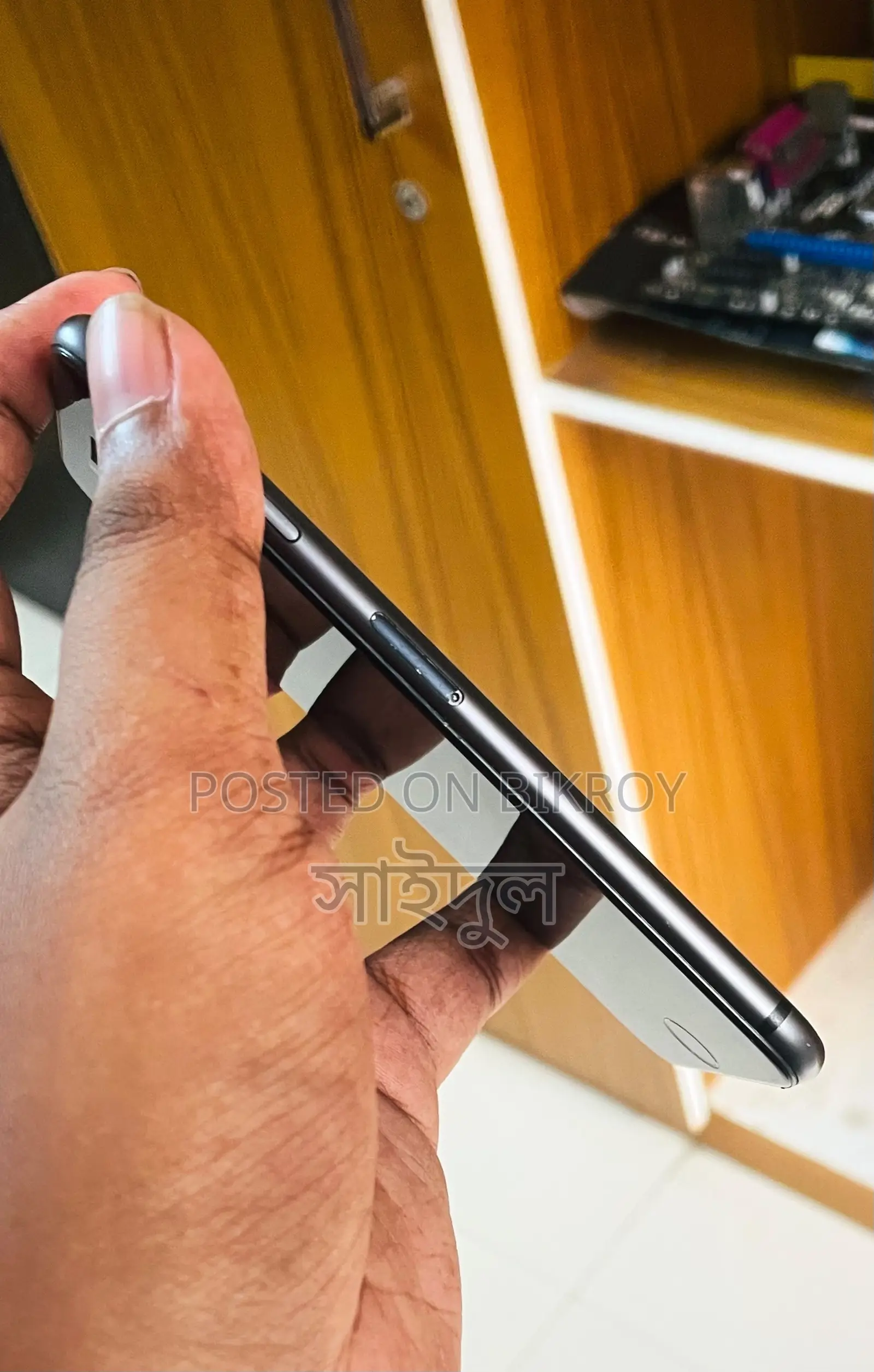 অ্যাপল আইফোন এসই (২০২০) ৬৪ জিবি ব্ল্যাক