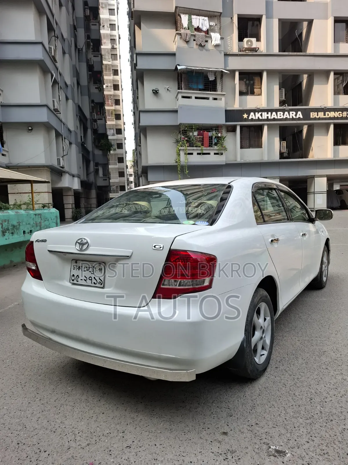টয়োটা এক্সিও ২০০৮ সাদা