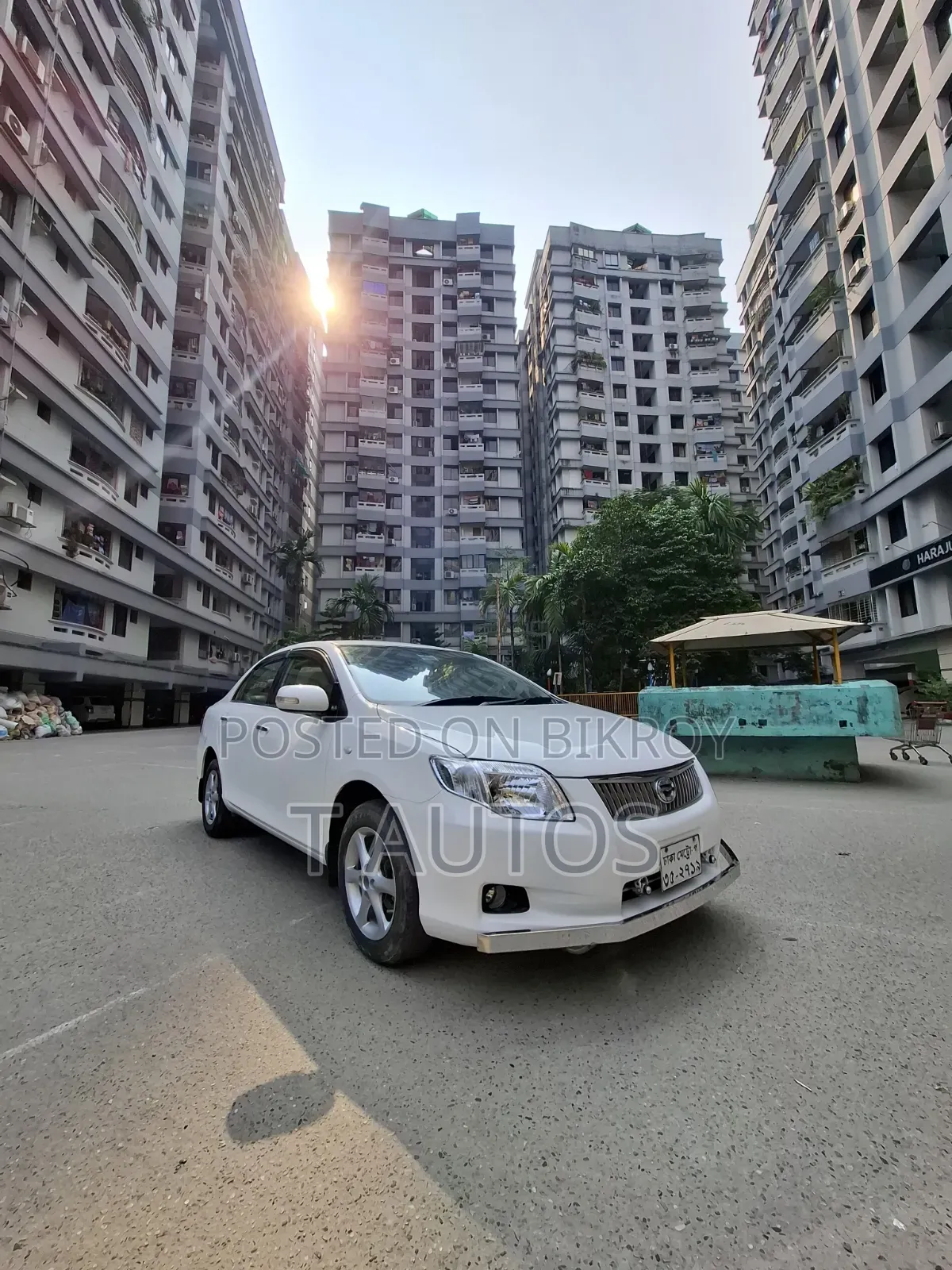 টয়োটা এক্সিও ২০০৮ সাদা