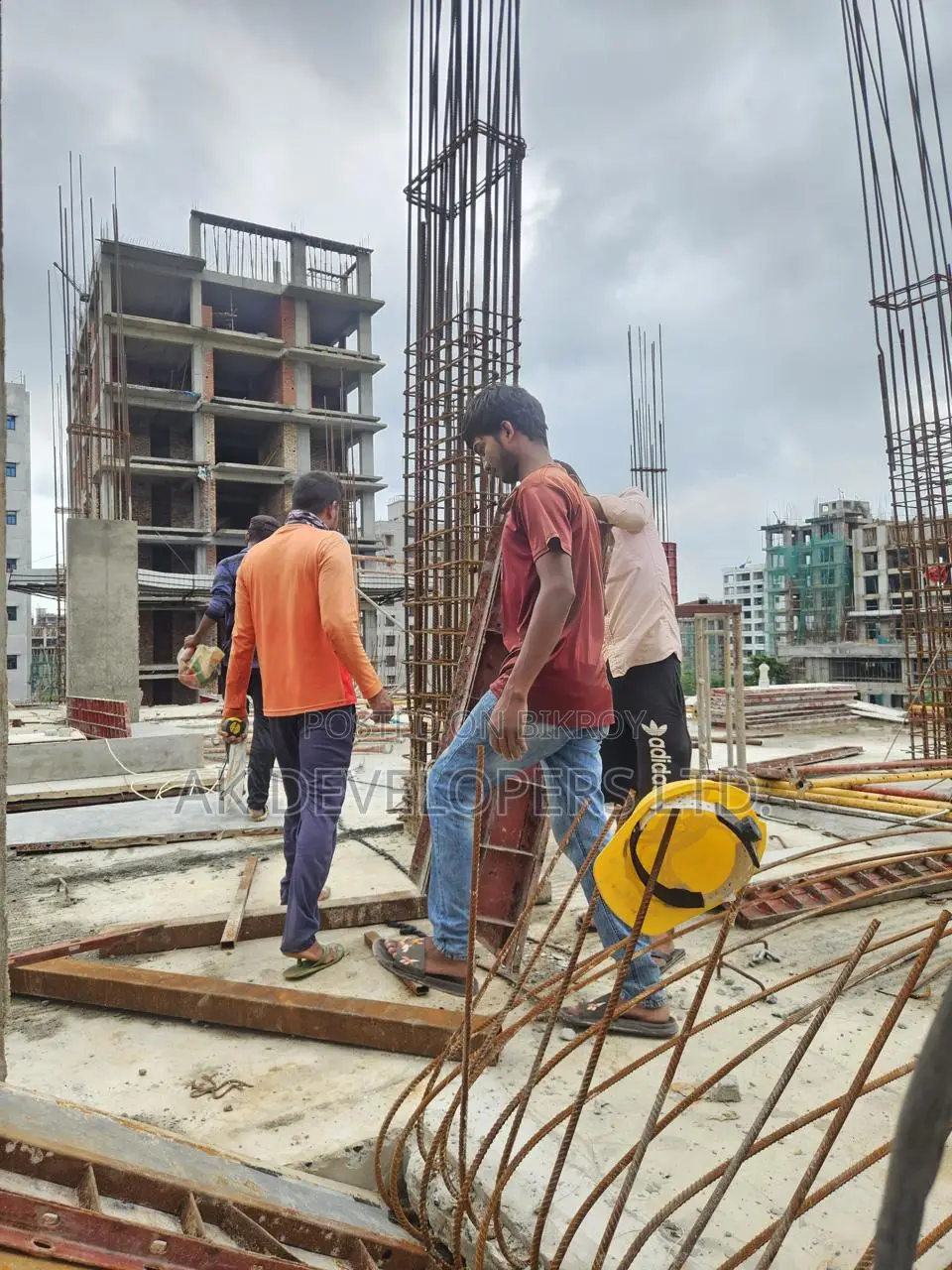 4-Bedroom Apartment in Green House, Jalshiri Abason for sale