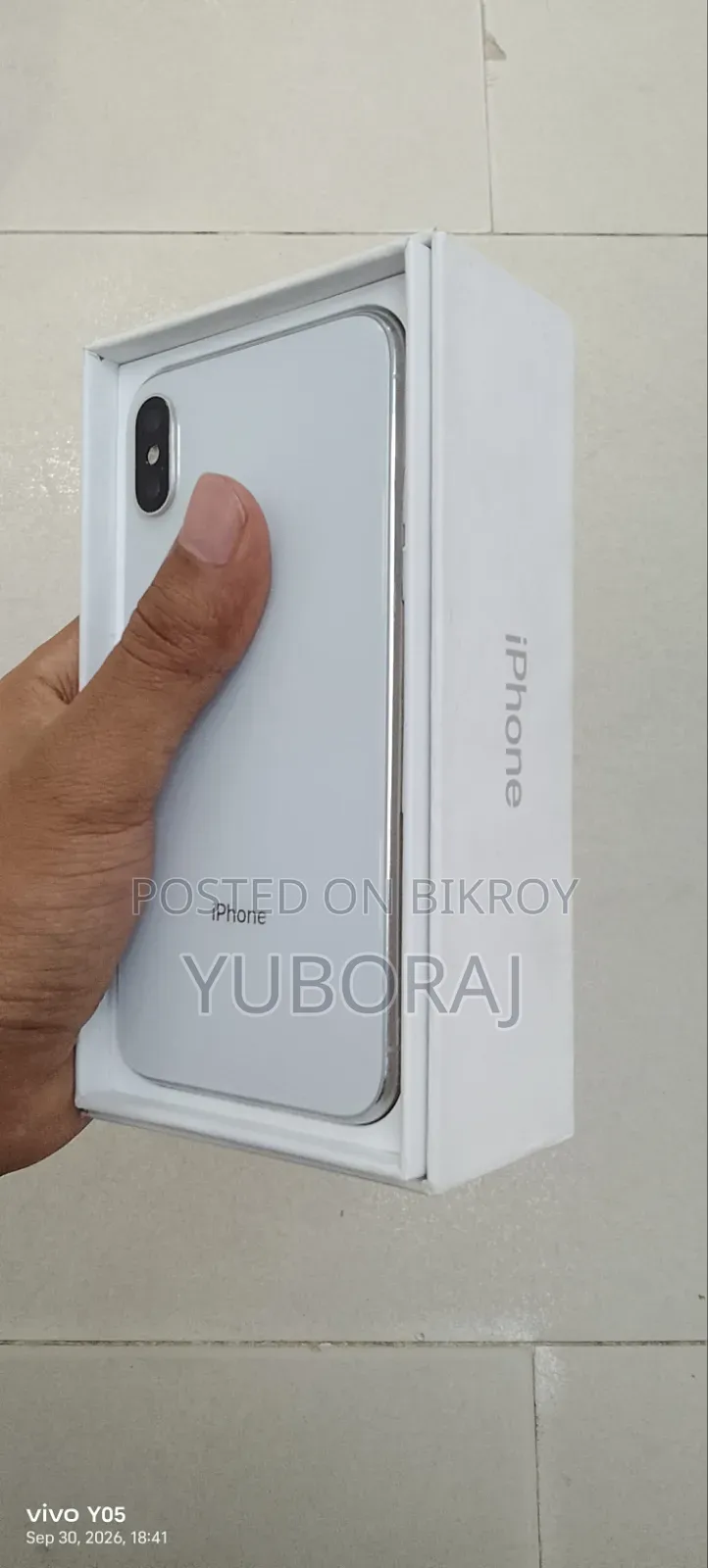 Apple iPhone X 256 GB White