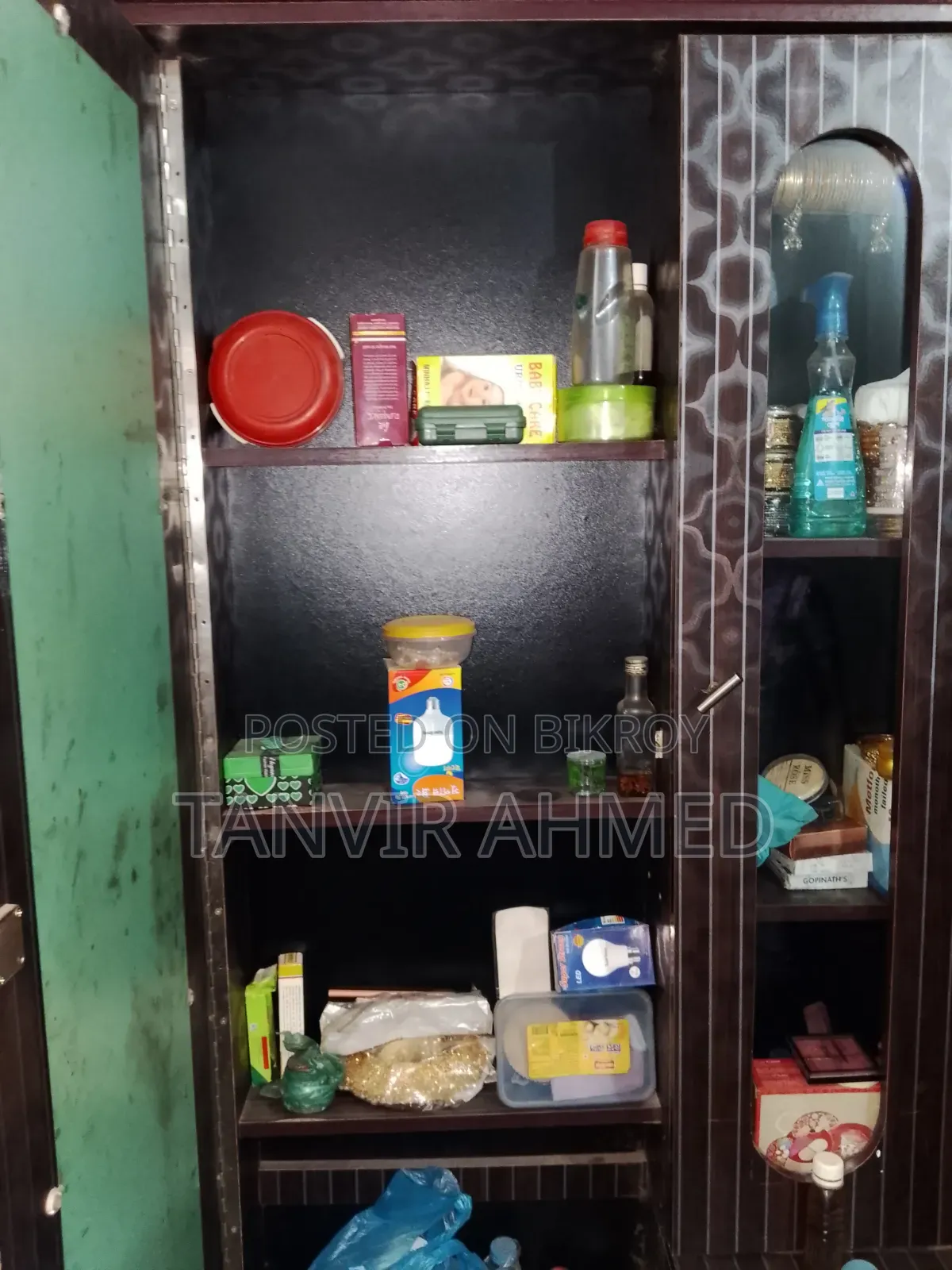 এই ফার্নিচার ২টি বিক্রি করা হবে, অনেক সীমিত টাকায়