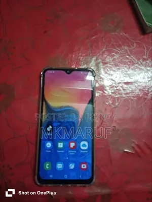 স্যামসাং এ১০ ৩২ জিবি নীল