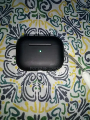 ব্লুটুথ এয়ার পডস