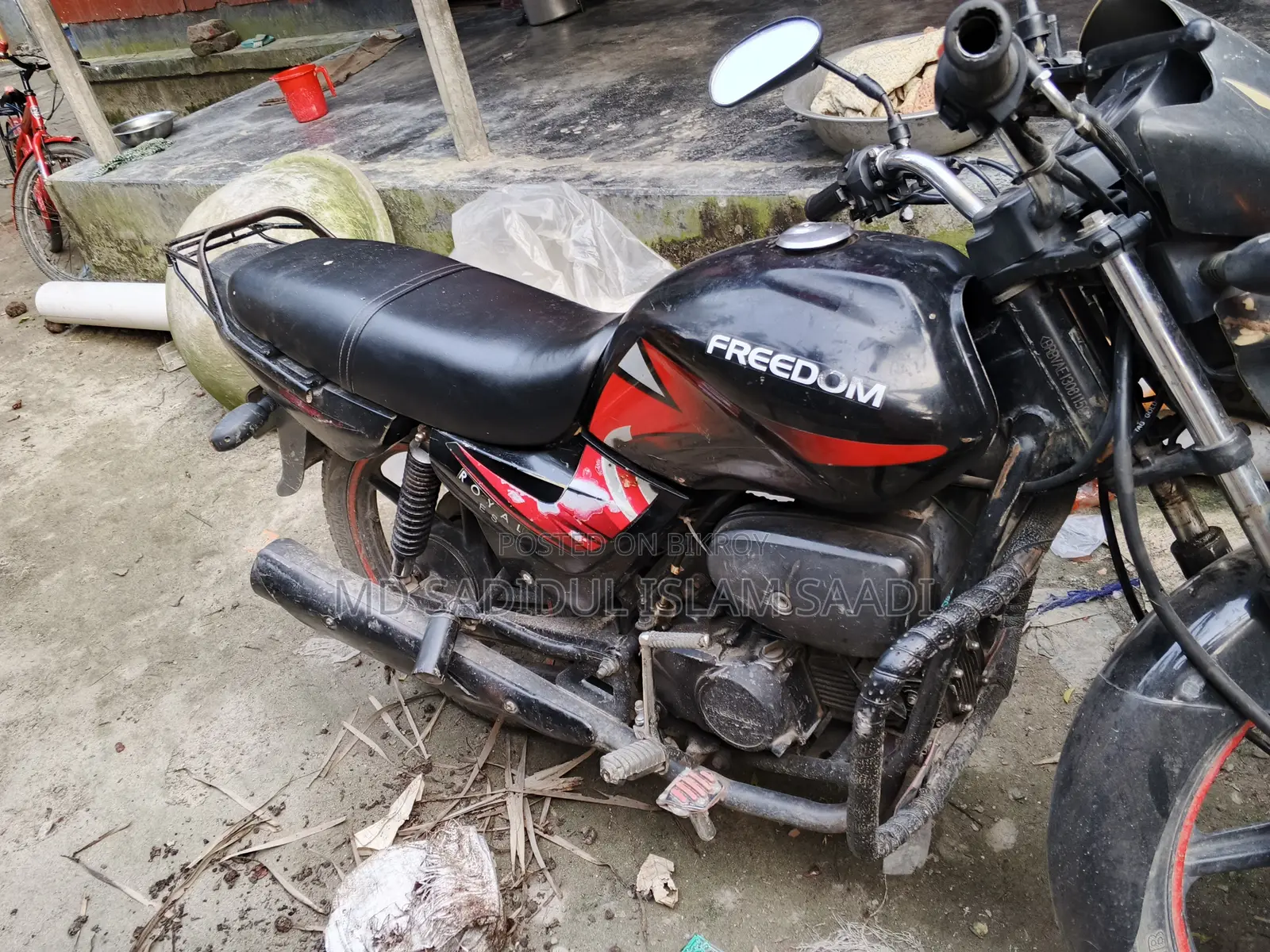মোটরসাইকেল ২০১৩ কালো
