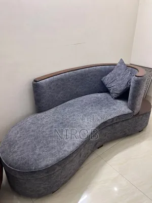 Premium Curved Lounge Sofa/Divan for Sale