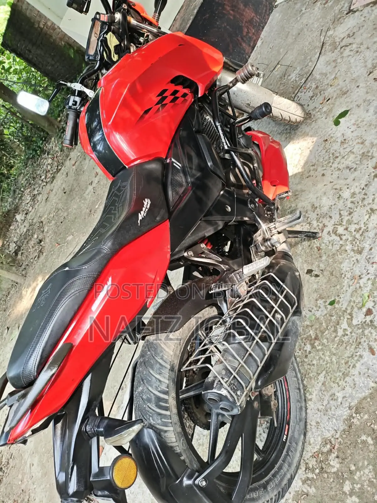 TVS Apache RTR 160 4V 2020 Red