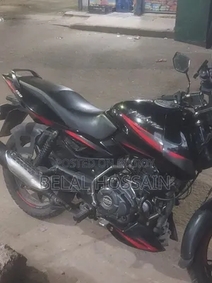 নতুন বাজাজ পালসার ১৫০ ২০২১ কালো