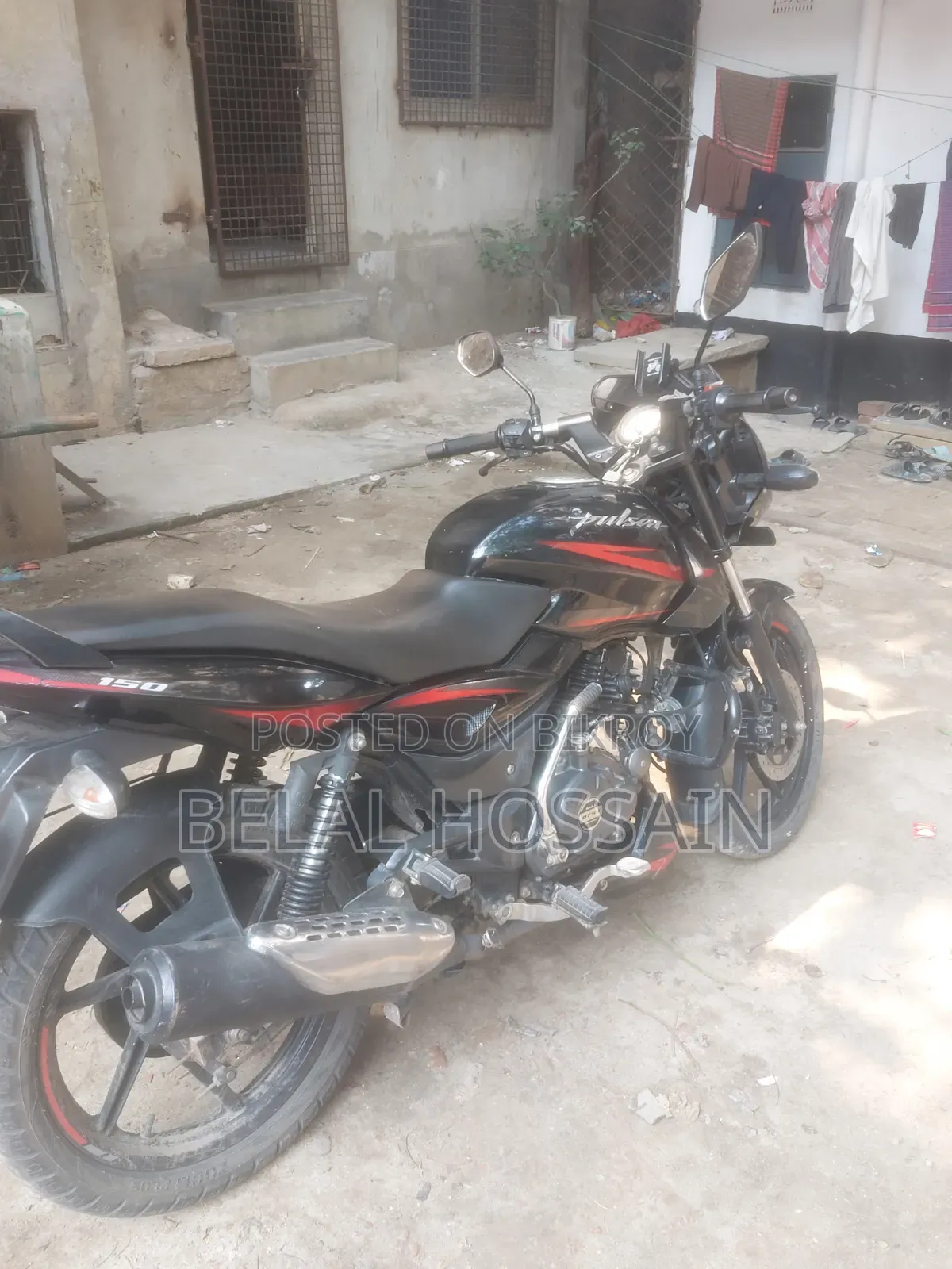 নতুন বাজাজ পালসার ১৫০ ২০২১ কালো