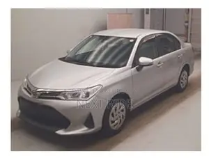 টয়োটা এক্সিও ২০২১ রূপালী