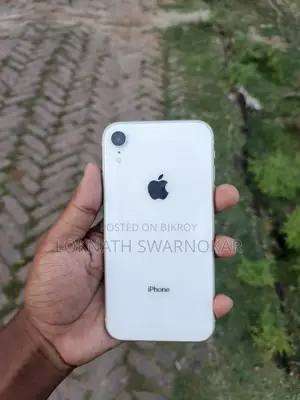 Apple iPhone XR 64 GB White