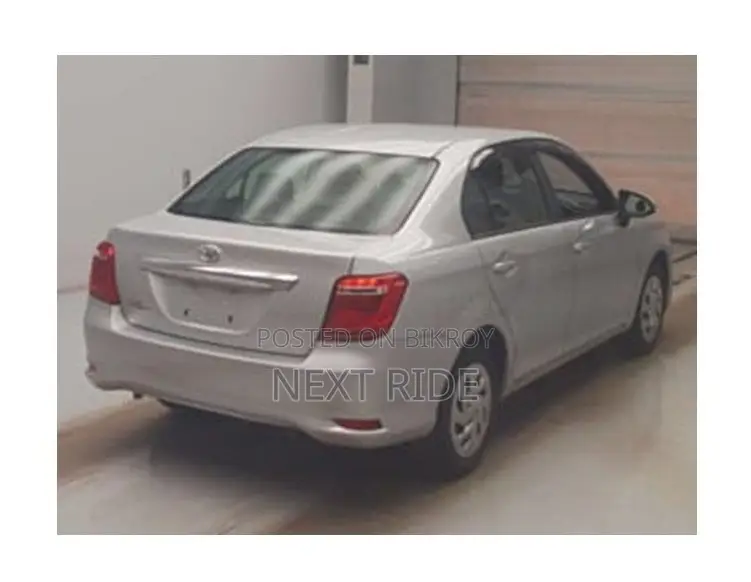 Toyota Axio 2021 Silver