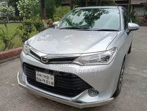 টয়োটা এক্সিও ২০১৬ সিলভার
