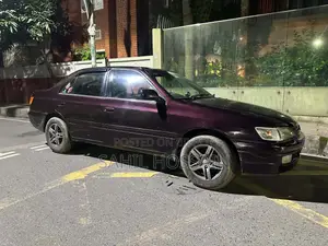 Toyota Corona Premio 1.6 Front-Wheel Drive 1996 Maroon