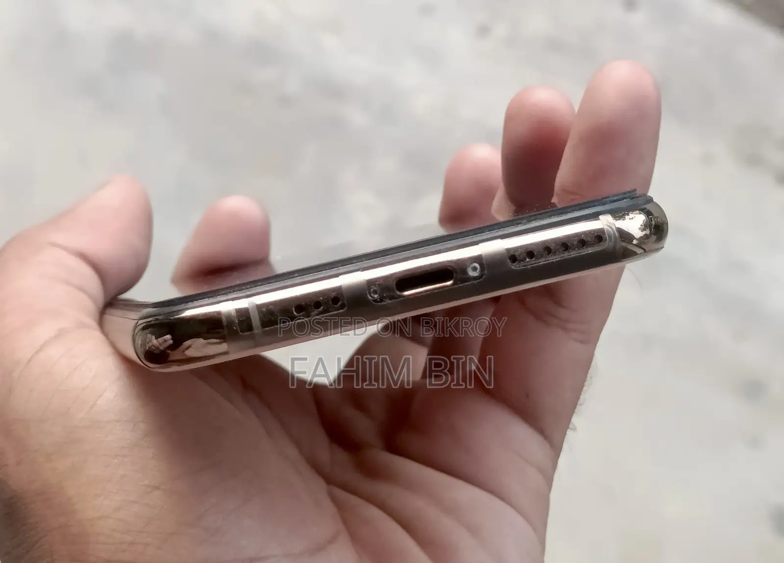 অ্যাপল আইফোন এক্সএস ৬৪ জিবি গোল্ড