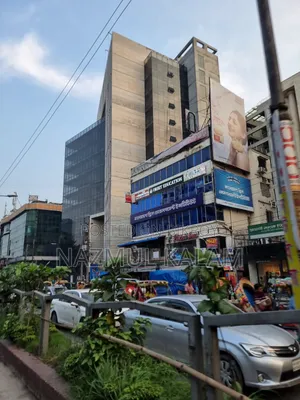 বাণিজ্যিক সম্পত্তি বিক্রি