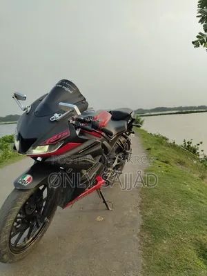 Yamaha R15 V3 2022 Red