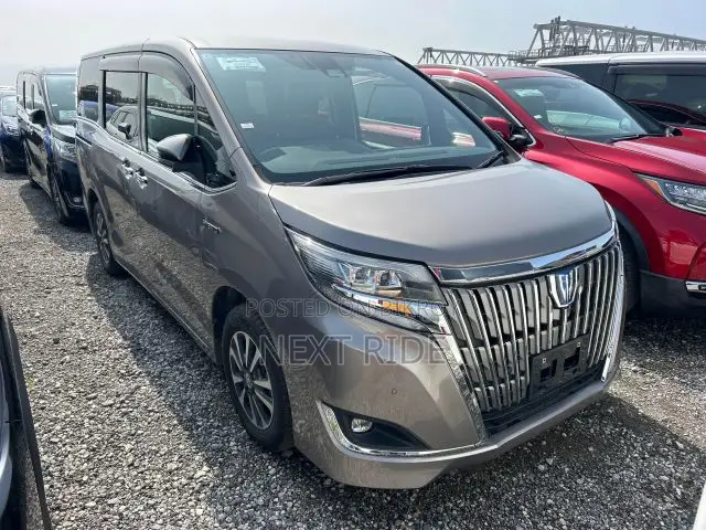 Toyota Esquire 1.8 Four-Wheel Drive Hybrid (7 seater) 2020 Brown