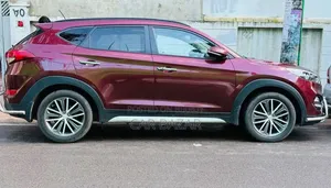 Hyundai Tucson Limited All-Wheel Drive 2017 Maroon