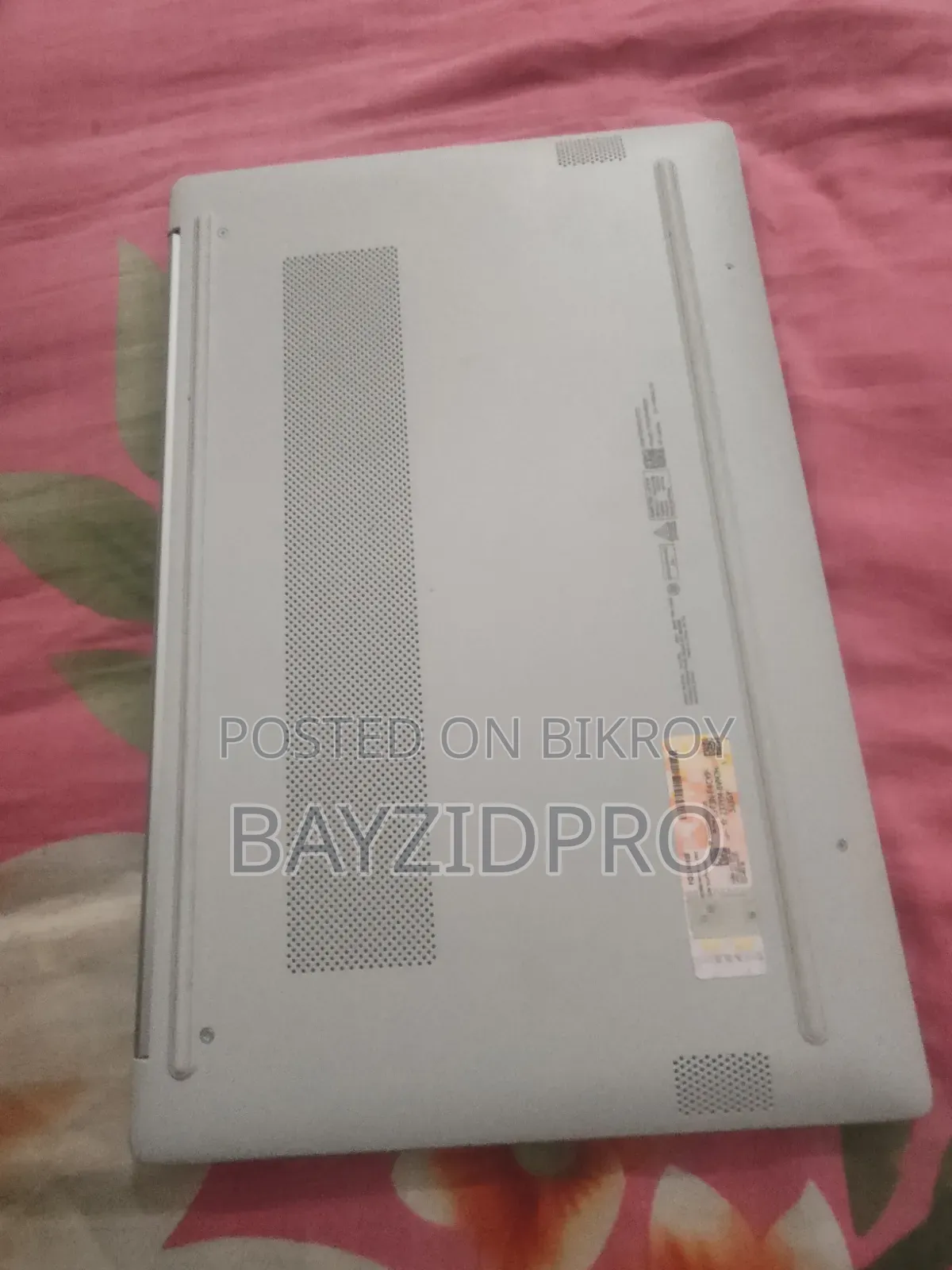 ল্যাপটপ এইচপি ১৫এস ৮জিবি ইন্টেল কোর আই৩ এসএসডি ৫১২জিবি