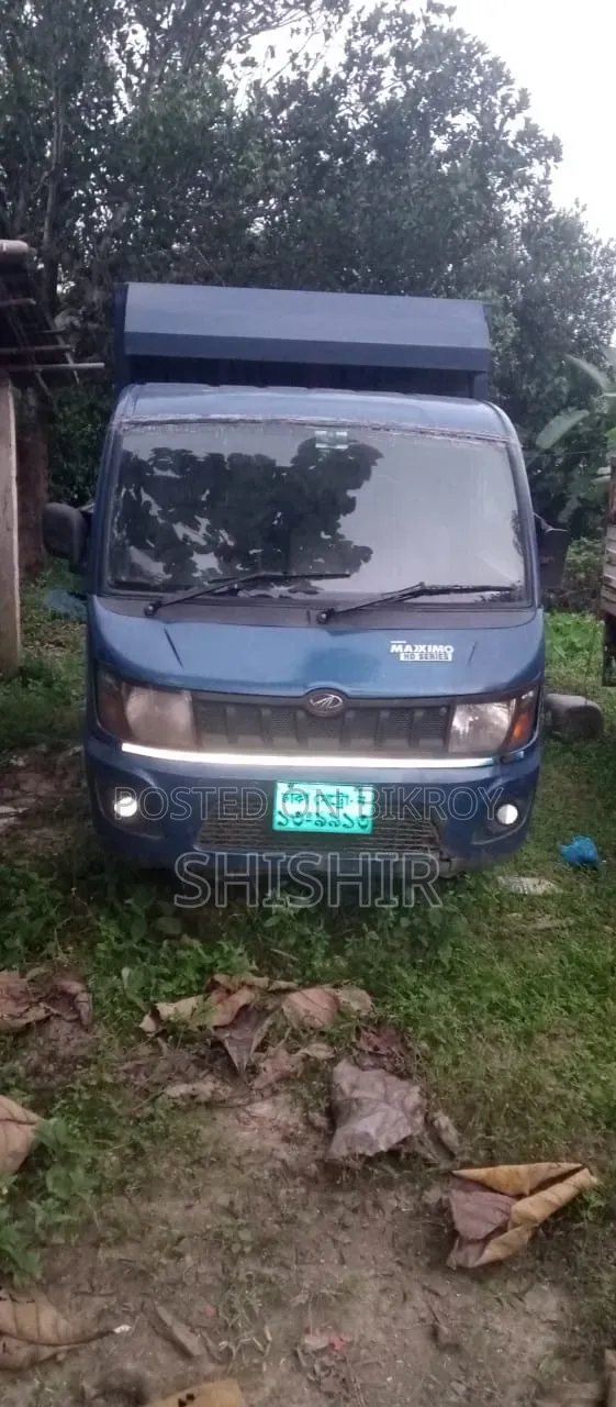 মহিন্দ্রা ম্যাক্সিমো মডেল ২০১৮