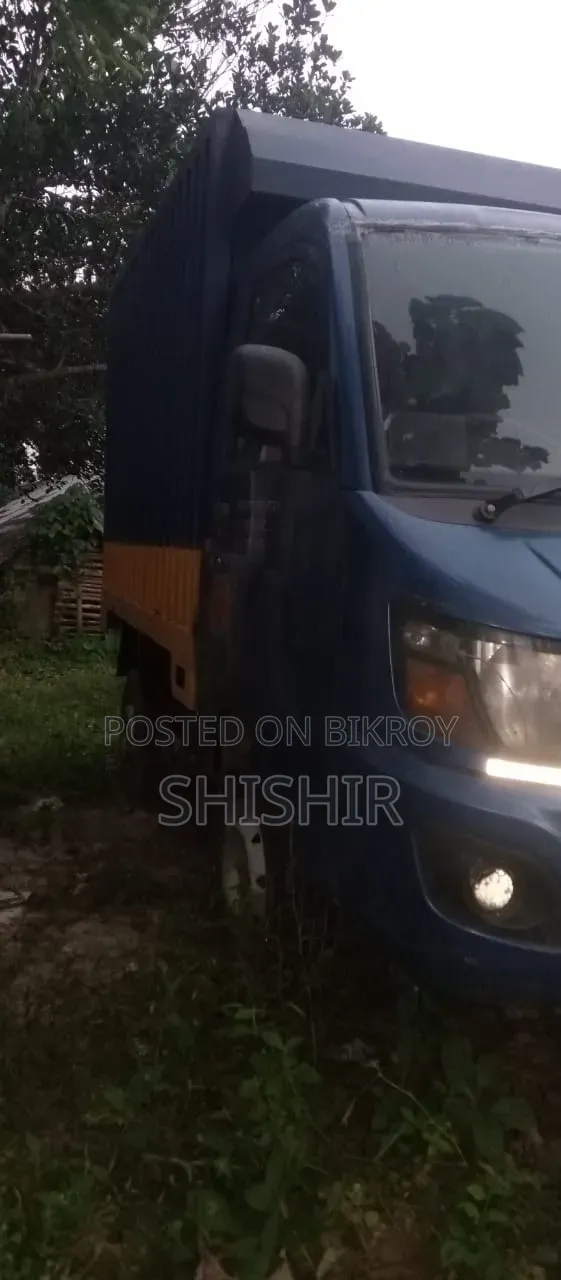 মহিন্দ্রা ম্যাক্সিমো মডেল ২০১৮