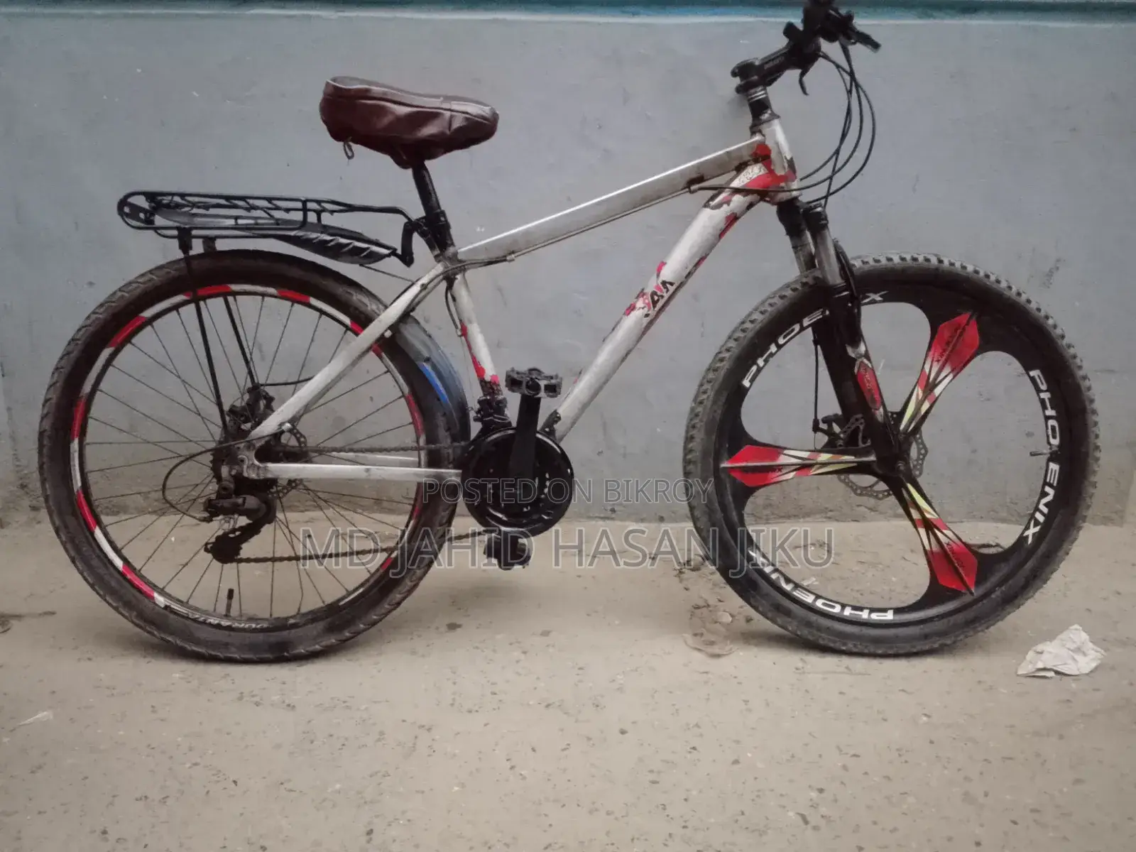 Selling Phoenix bicycle urgently for money
