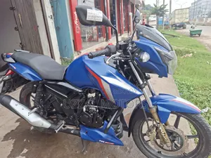 টিভিএস আপাচি আরটিআর ১৬০ ২ভি ২০১৭ নীল