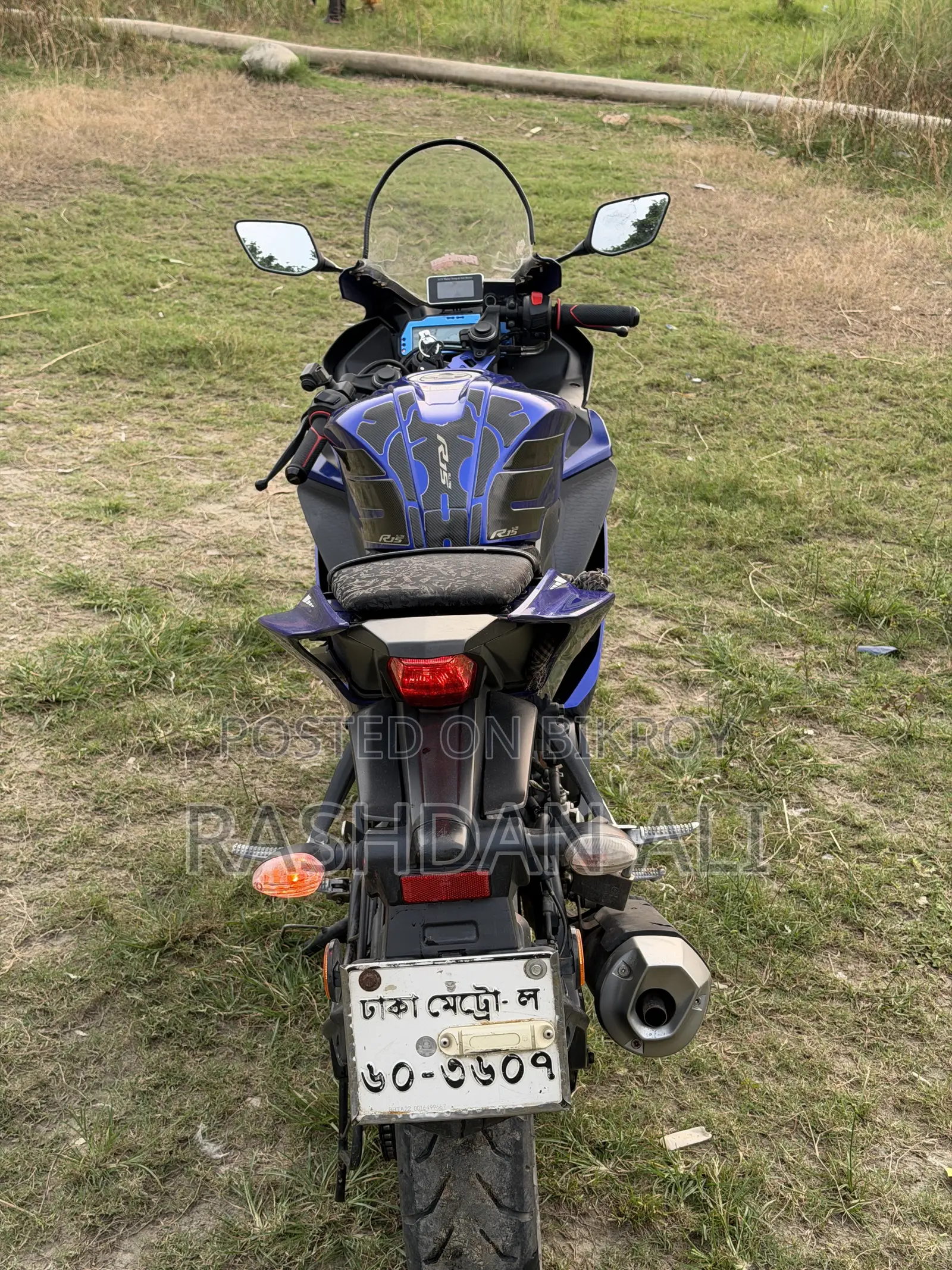 ইয়ামাহা আর১৫ ভি৩ ২০২১ নীল