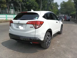Honda Vezel 2017 Pearl