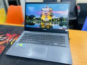 Laptop Asus ASUSPRO P2440UQ 2GB Intel Core i7 SSD 256GB