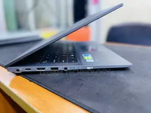 Laptop Asus ASUSPRO P2440UQ 2GB Intel Core i7 SSD 256GB