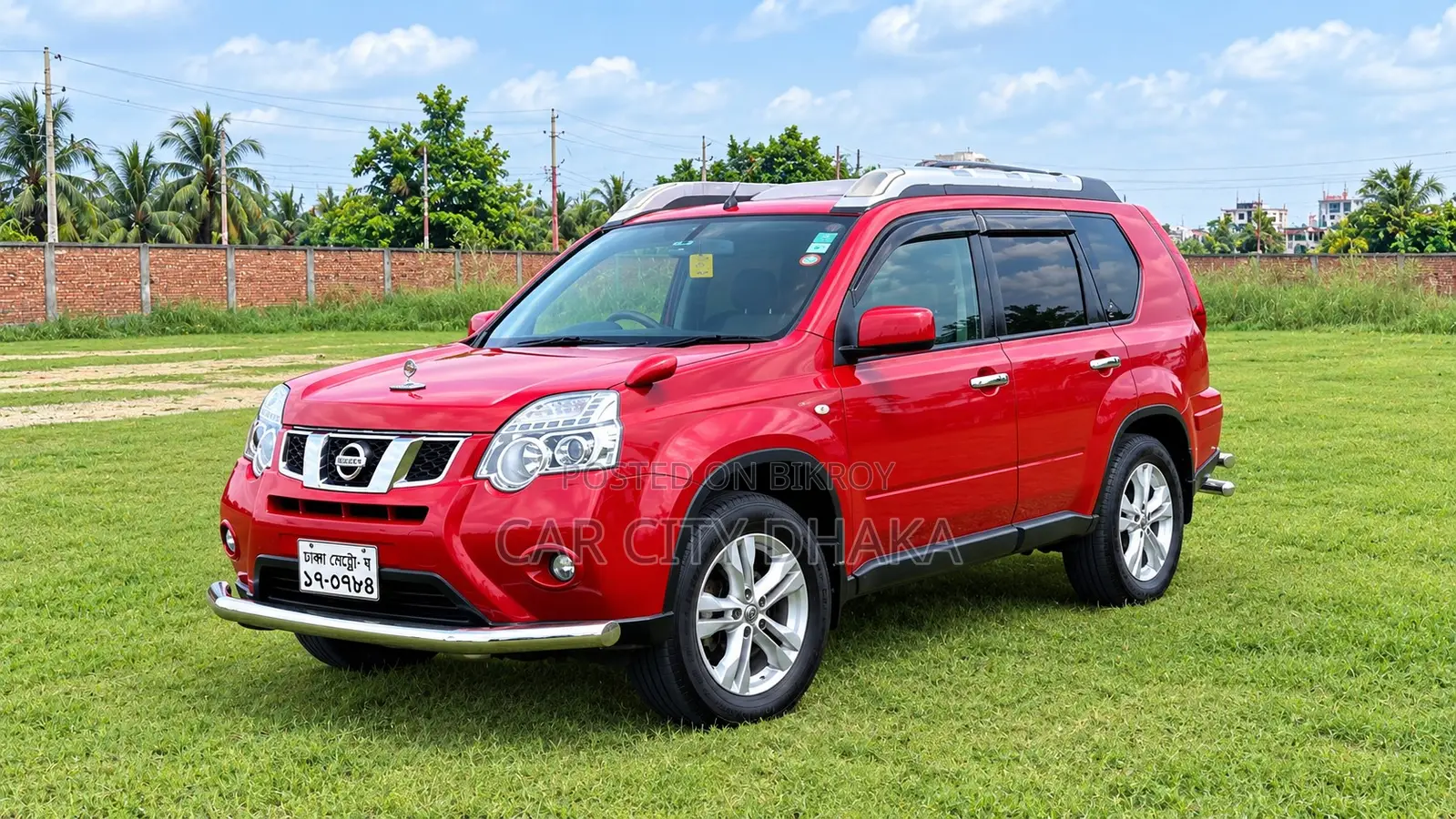 Nissan X-Trail 2011 Red