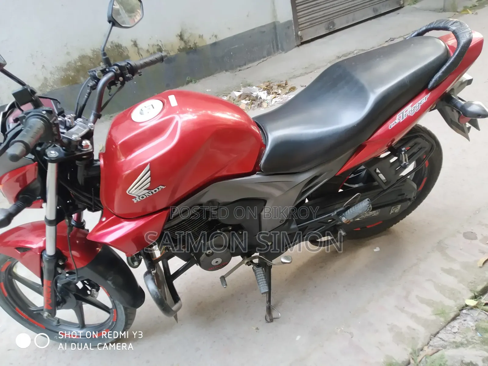Honda CB 2016 Red