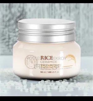 Cream. Removes all kinds of facial spots and makes it bright