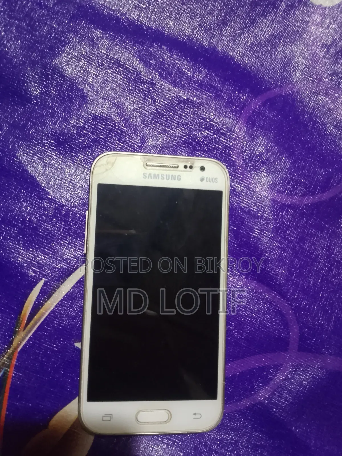 Samsung A10 32 GB White