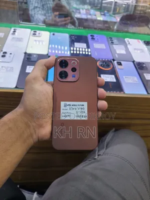 New Vivo V70 256 GB Rose Gold