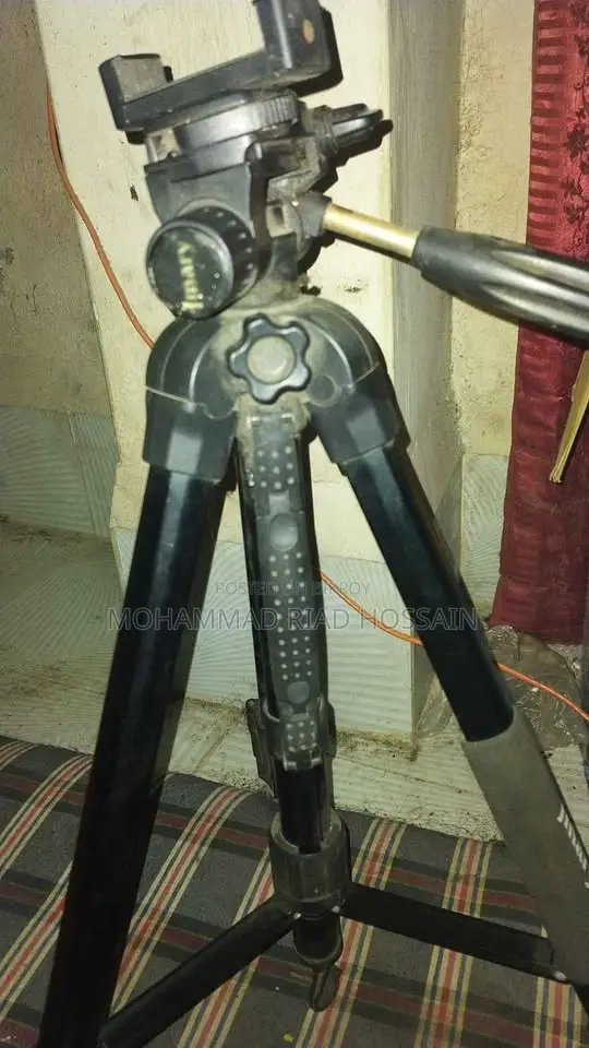 Jmary KP-2234 Professional Camera & Mobile Tripod (Used)