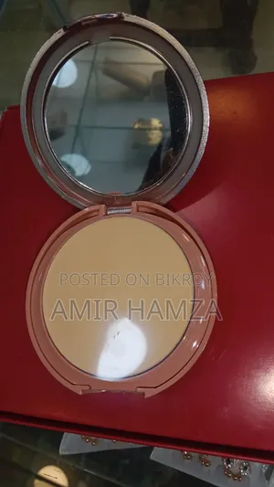 ল্যাকমে নাইন টু ফাইভ পাউডার ফাউন্ডেশন