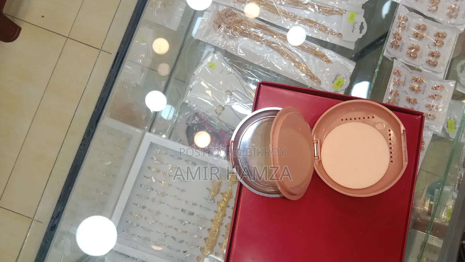 ল্যাকমে নাইন টু ফাইভ পাউডার ফাউন্ডেশন