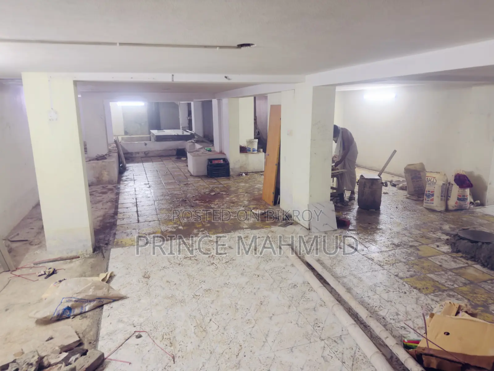 Commercial Space Rent in Eastern Housing