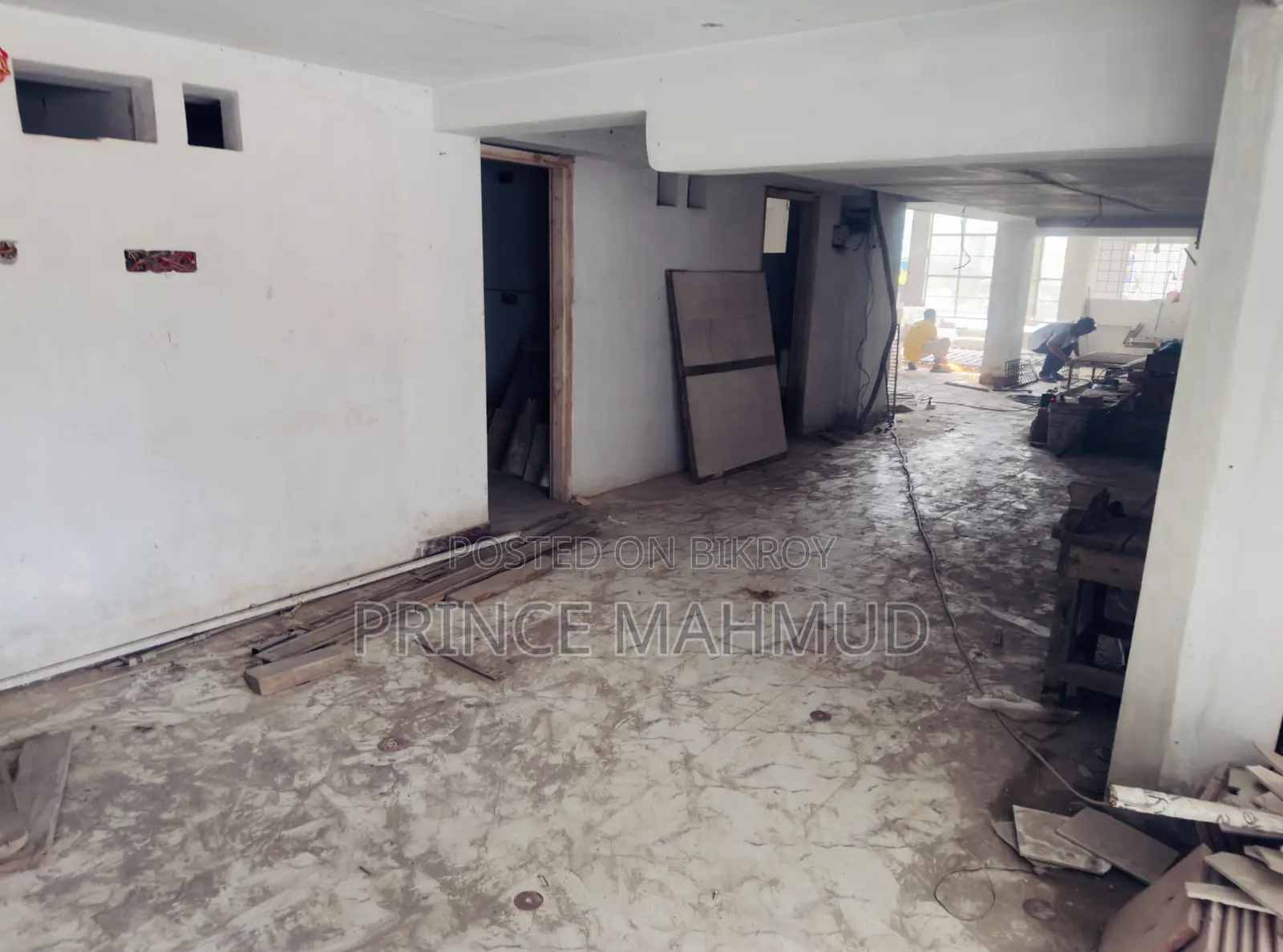 Commercial Space Rent in Eastern Housing