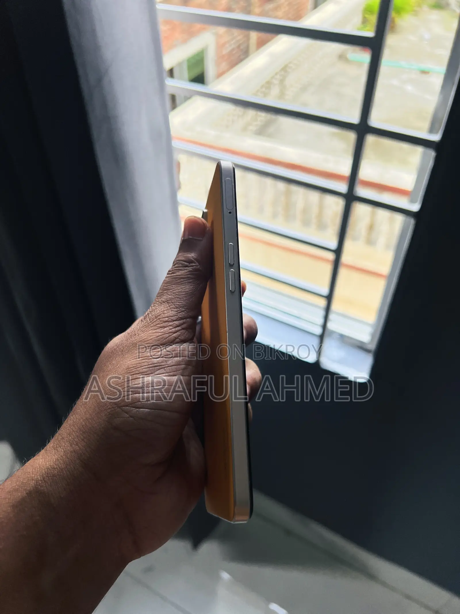 ওপ্পো এফ২১ প্রো ১২৮ জিবি ইয়েলো