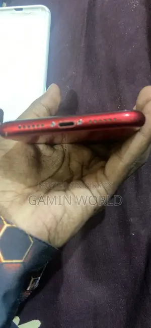 Apple iPhone 11 128 GB Red