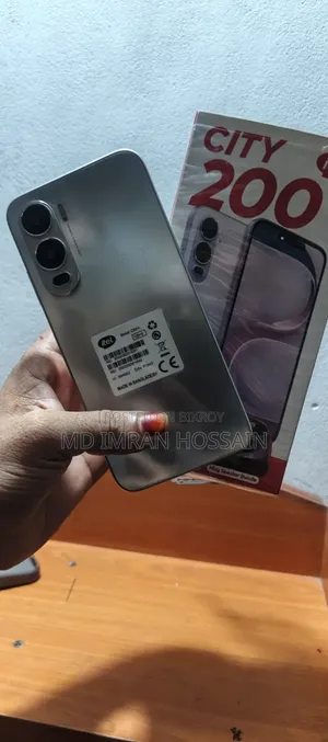 Itel City 200 128 GB Silver