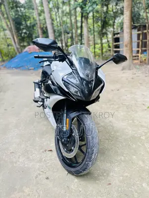 New CFMoto 300SR 2025 White