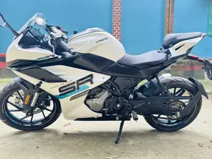 New CFMoto 300SR 2025 White